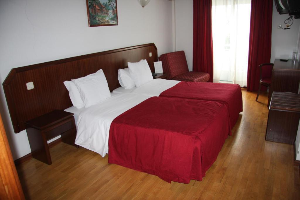 Hotel Turismo Miranda Miranda do Douro Bagian luar foto